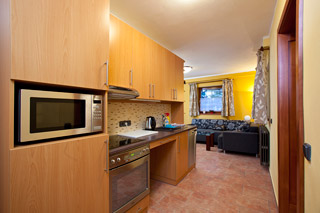 Kuchyň a obývací část